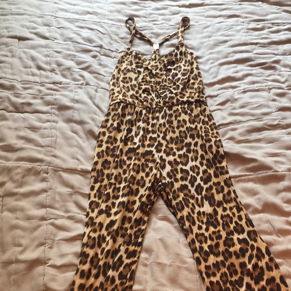 Jennifer Lopez Jumpsuit!